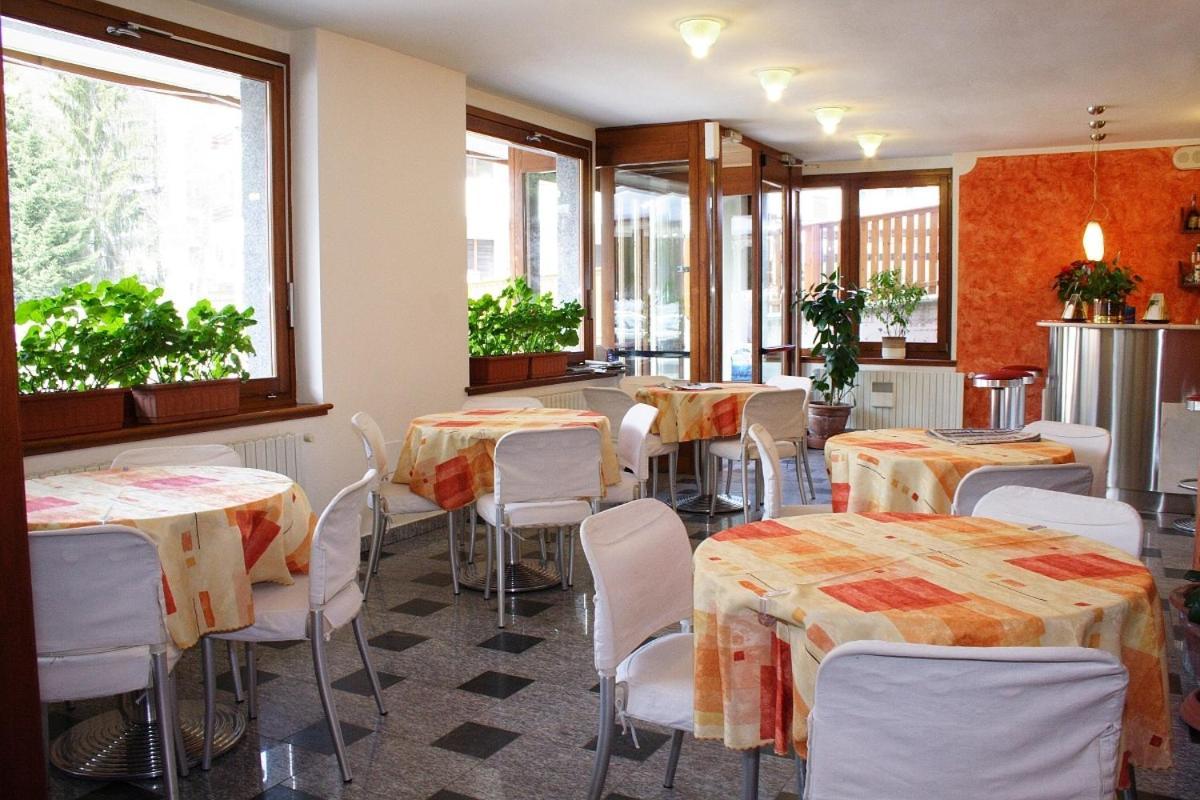 Hotel Derby Aprica Εξωτερικό φωτογραφία